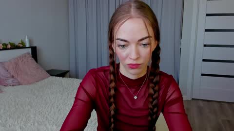 Under The Skin online show from April 6, 10:49 am