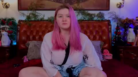 Unholy Lady online show from January 8, 6:09 am