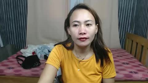 Snapshot of ur_pinay_naughty_morena chatting on October 11, 12:59 am ur_pinay_naughty_morena online show from October 11, 12:59 am