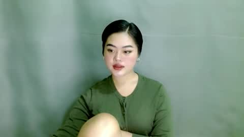 zey  online show from January 11, 11:37 am