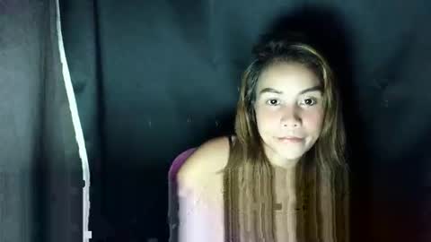 ur_sweetmika online show from May 13, 2:39 am