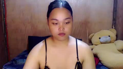 Snapshot of urasian_hotchix69 chatting on October 7, 5:56 am Lycah online show from October 7, 5:56 am