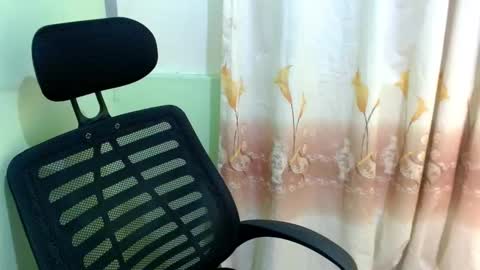 urasian_joy online show from October 31, 10:41 am