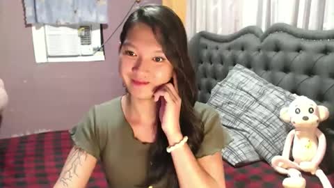 NEWRA  ALLISON online show from March 18, 10:26 pm