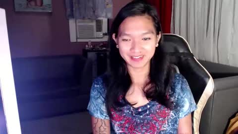 NEWRA  ALLISON online show from October 3, 8:47 pm