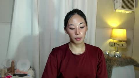 urcrushnextdoor_ online show from February 9, 11:14 am