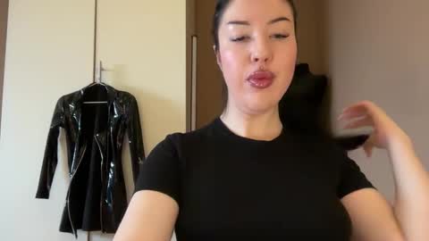 Margo online show from November 25, 8:16 am