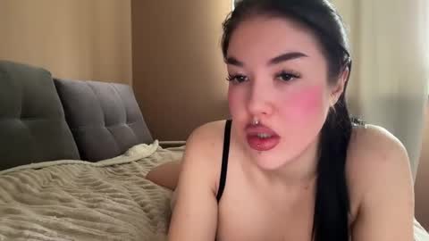Snapshot of urdevilbaby chatting on February 14, 8:31 am Margo online show from February 14, 8:31 am
