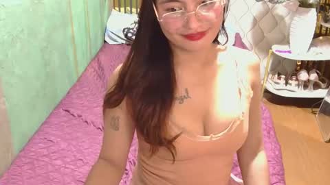 urdream_bride online show from April 6, 9:54 am