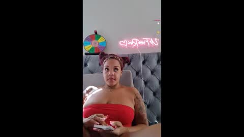 urfaveriri online show from October 14, 4:42 pm