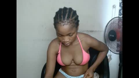 urflirtydoll online show from February 10, 9:04 pm