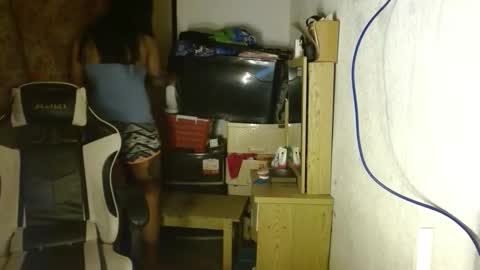 Snapshot of urfynestasian chatting on October 6, 2:23 pm urfynestasian online show from October 6, 2:23 pm