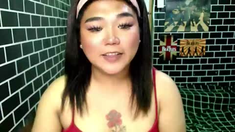 Dimple online show from November 23, 1:57 pm