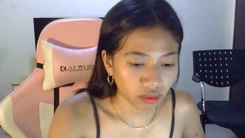 urhayumi_slut online show from November 1, 4:55 pm