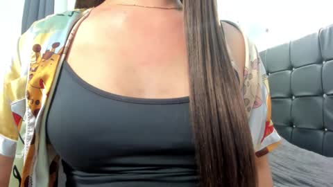 chanelle online show from November 20, 6:09 pm