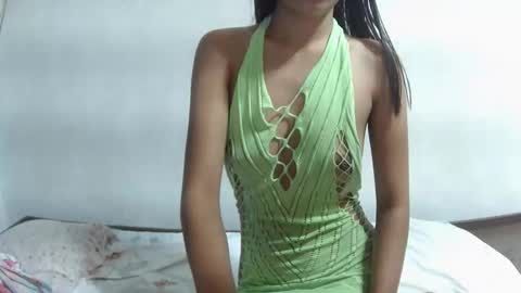 It me SHELLA  online show from March 8, 9:24 am