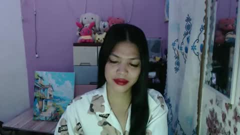 hi im kim online show from March 15, 11:18 pm