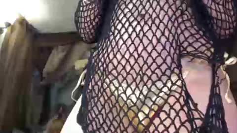 Snapshot of ursecretaddiction chatting on February 21, 1:33 am Maxi Mills . My Orgasm is in your hands Private is Open online show from February 21, 1:33 am