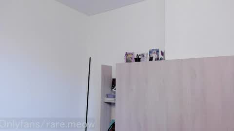    online show from January 15, 11:38 am