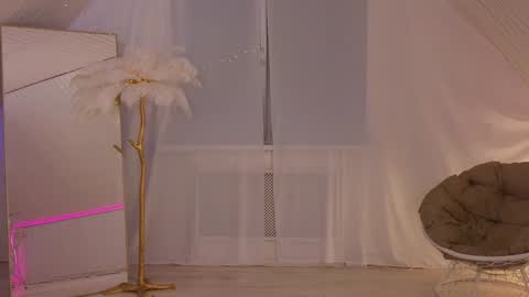 Anika On vacation online show from December 27, 7:03 pm