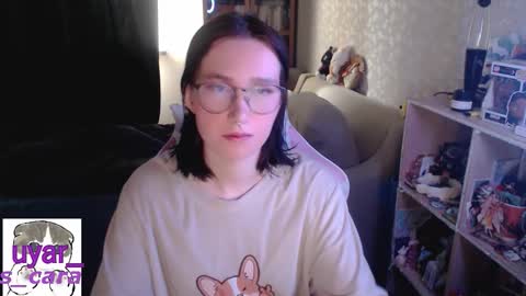 Snapshot of uyar_ chatting on September 17, 11:30 am Cara online show from September 17, 11:30 am