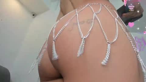Snapshot of vainilla_heart chatting on September 25, 3:16 am vainilla_heart online show from September 25, 3:16 am
