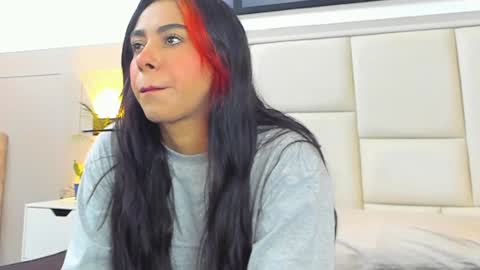 Valen White online show from January 30, 12:06 pm