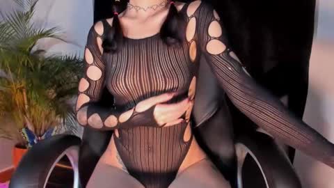 Valentina  Dolls online show from September 11, 7:53 am