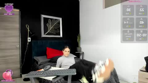 valentina_herrrera online show from June 5, 4:35 pm