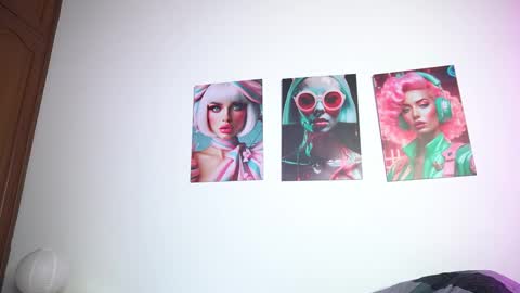 VALENTINA online show from November 18, 11:22 am