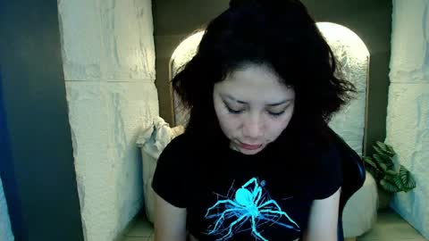 Valentina online show from April 2, 3:15 am