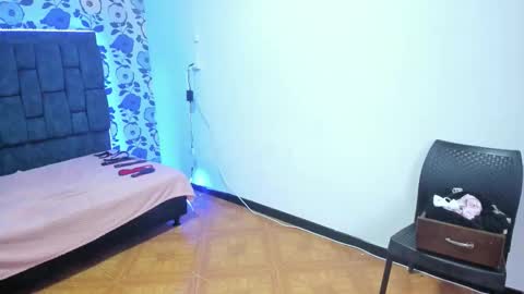 valentinaklean1 online show from November 27, 11:24 am