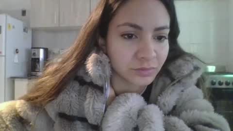 valentinaseleni24 online show from June 15, 2:06 pm