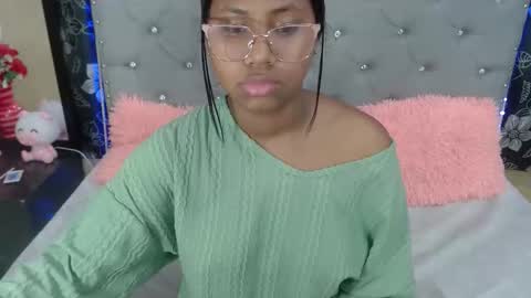 valentina vega online show from February 5, 7:00 am