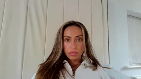 valentinazahra online show from July 13, 9:21 am