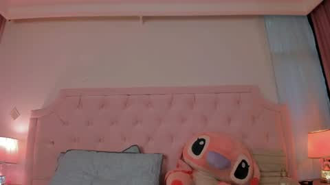 Vale Toro  online show from April 8, 3:36 pm