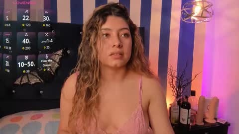 Snapshot of valeria_rouse28 chatting on October 15, 5:48 pm valeria_rouse28 online show from October 15, 5:48 pm