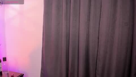 valeria_rouse28 online show from October 30, 9:05 pm