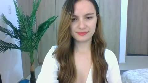 Snapshot of valeriafrannco chatting on January 27, 6:09 am valeriafrannco online show from January 27, 6:09 am