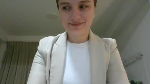 Snapshot of valeriafrannco chatting on October 7, 11:53 pm valeriafrannco online show from October 7, 11:53 pm