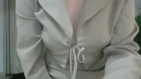Snapshot of valeriafrannco chatting on October 1, 4:28 am valeriafrannco online show from October 1, 4:28 am