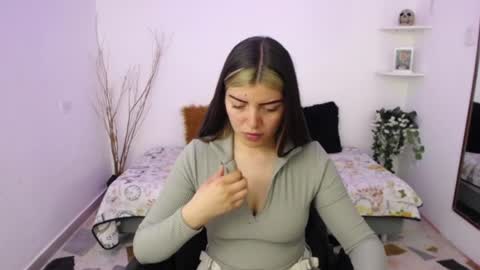 Valeria online show from May 7, 1:43 am