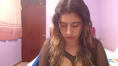 valerie_b online show from November 2, 5:44 am
