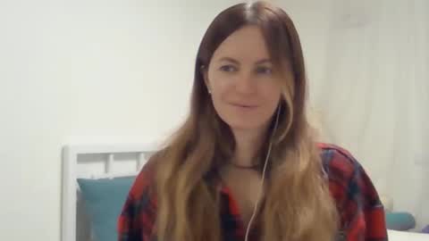 valerie_rose777 online show from November 14, 8:20 pm