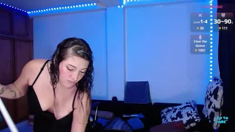Snapshot of valerie_smile chatting on January 30, 9:04 am Valerie online show from January 30, 9:04 am