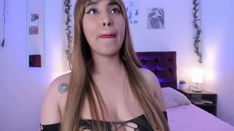 Snapshot of valerigh_ chatting on September 11, 8:53 pm VALERI online show from September 11, 8:53 pm