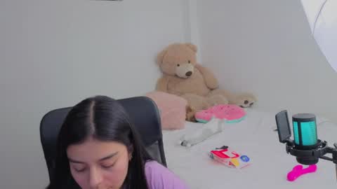 Juli C online show from April 7, 1:07 am