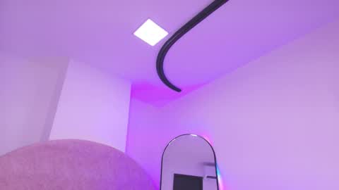 Valeryn online show from February 5, 7:00 am