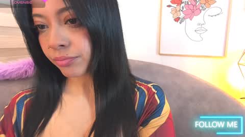 Snapshot of valery_evaans chatting on January 24, 4:48 am Valery Evans online show from January 24, 4:48 am