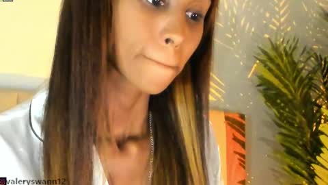 Valery swan1 online show from December 8, 5:18 am